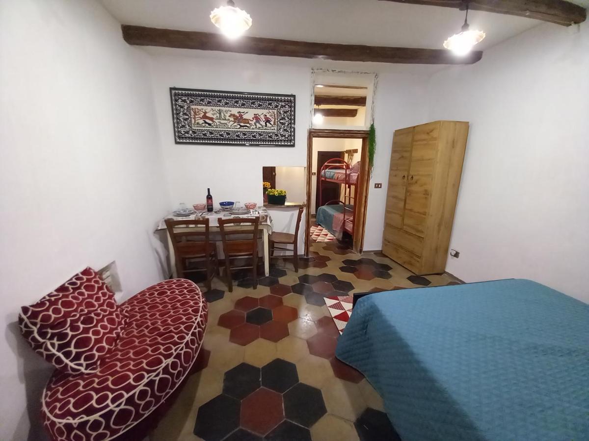 Antica Dimora Alghero Apartment Old Town Center Екстериор снимка
