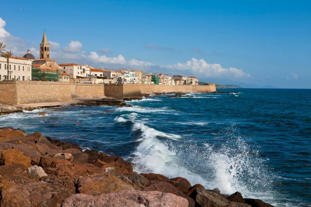 Antica Dimora Alghero Apartment Old Town Center Екстериор снимка
